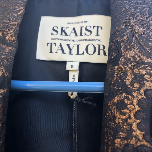 Skaist-Taylor Brocade Blazer - Picture 5 of 6